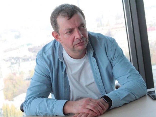 Один із співзасновників monobanka Олег Гороховський у своєму телеграм-каналі анонсував появу — котоматів — банкоматів monobanka.
