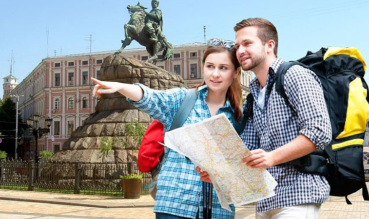 За минулий рік Україну відвідало понад 4 мільйони туристів