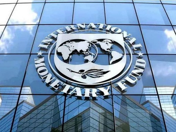 Підвищення ставок центрбанками зробить ринки ще більш турбулентними - МВФ
