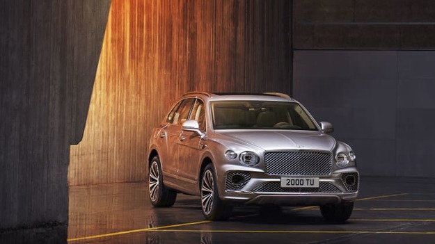 Bentley до 2030 року повністю перейде на виробництво електрокарів