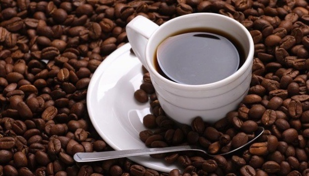 Світові запаси кави впали до 20-річного мінімуму. Ціни залишаться на рекордному рівні