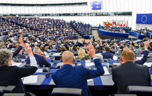 Європейський парламент проголосував за пропозицію виділити Україні 1,2 млрд євро макрофінансової допомоги.