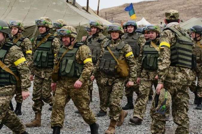 На спецсчет Национального банка, открытый для сбора средств на поддержку Вооруженных Сил Украины, за сутки поступило почти 300 млн гривен (в эквиваленте), сообщает НБУ.
