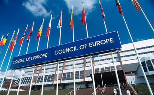 Совместный комитет Совета Европы, объединяющий руководство ПАСЕ, представителей государств-членов и генерального секретаря организации, рекомендует применить в отношении России процедуру, ведущую к исключению этого государства из СЕ.