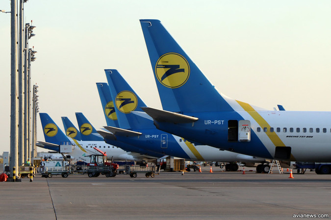 МАУ не здійснюватиме регулярні та чартерні рейси з/до України до 23:59 23 березня 2022 року за київським часом.
