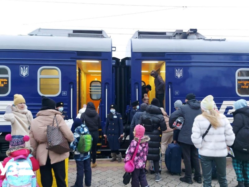 Банк Кредит Днепр предоставил финансирование Укрзалізниці для эвакуации на сумму 260 млн грн.