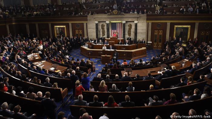 Конгрессмены США согласились предоставить $13,6 млрд для помощи Украине и европейским союзникам.