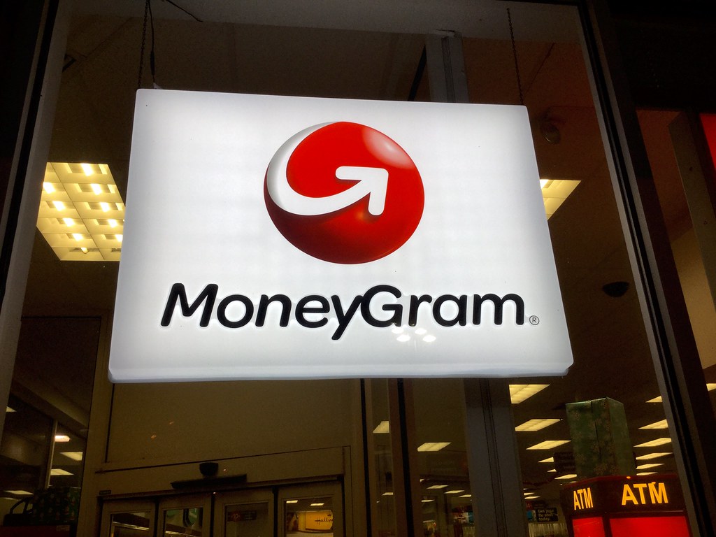 Международная платежная система денежных переводов MoneyGram приостанавливает предоставление услуг в России.