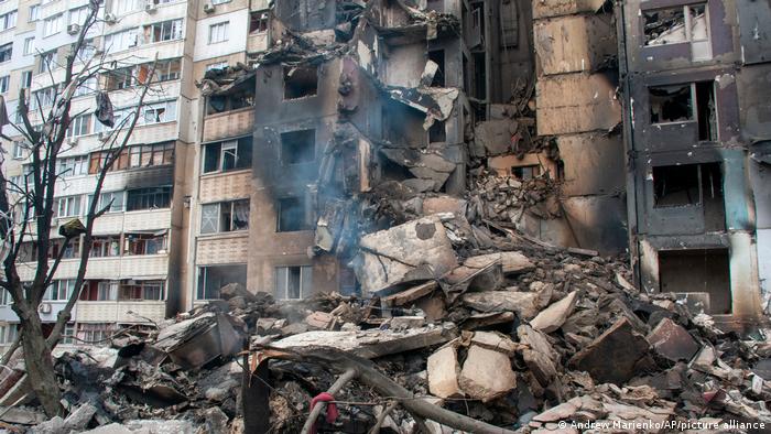 Kyiv School of Economics совместно с Офисом Президента и Министерством экономики начало проект по фиксации и предварительной оценке разрушений, нанесенных агрессором.