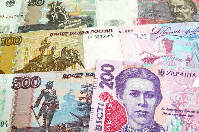 Аналитик CASE Ukraine Евгений Дубогрыз, в свое время работавший в НБУ, в своем FB поделился собственными соображениями относительно секрета стабильности национальной валюты: почему она девальвировала умеренно и как сохранить этот «статус-кво».