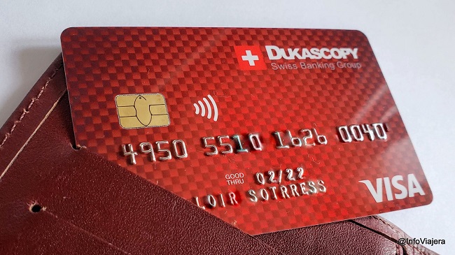В Швейцарии есть банк Dukascopy, позволяющий россиянам обходить санкции.