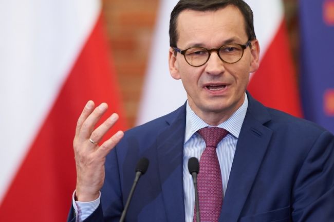 Премьер Польши призвал ЕС к полной торговой блокаде России