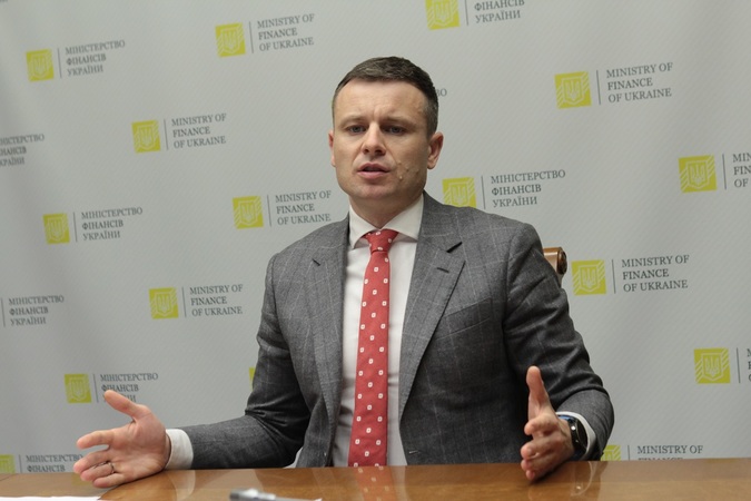 Обсяг грантової (безповоротньої) допомоги в структурі фінансування, над залученням якого працює Міністерство фінансів України, скаладає до 5%.