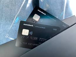 Співзасновник monobank Олег Гороховський заявив, що відтепер «мобільний банк» доставляє картки у країни Європи.
