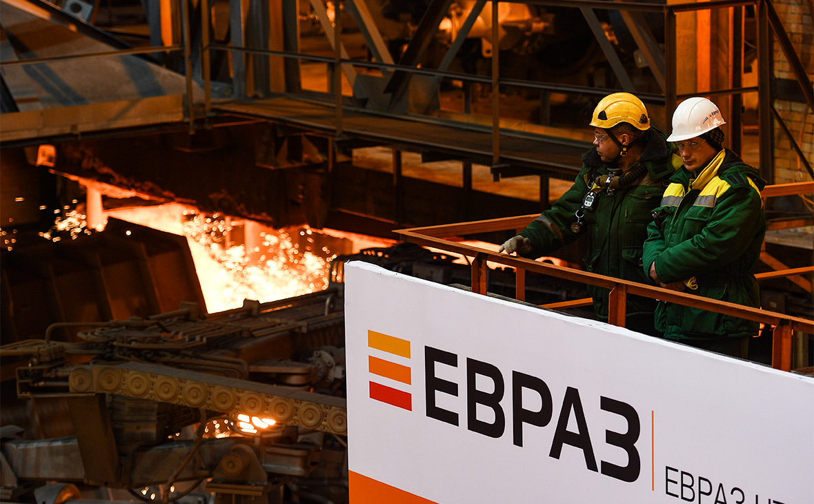 Велика Британія запровадила санкції проти металургійної та гірничодобувної компанії Evraz, найбільшим акціонером якої є російський олігарх Роман Абрамович.