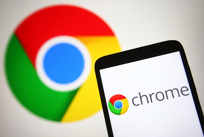 Google не дозволяє росіянам встановити чи оновити браузер Google Chrome на смартфонах