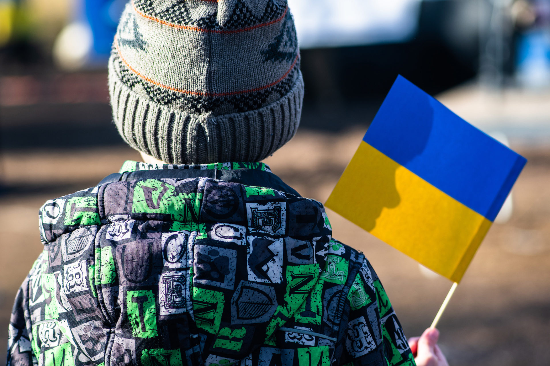 Українці на звільнених територіях, в окупації та в зоні активних бойових дій зможуть отримати міжнародну фінансову допомогу.