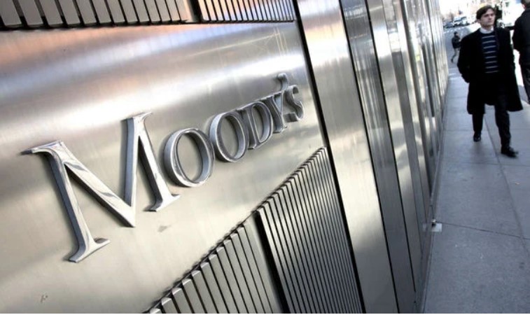 Міжнародне рейтингове агентство Moody's Investors Service знизило довгострокові рейтинги ризику контрагента з Caа1 до Caa2 за новою методологією 7 українських банків.