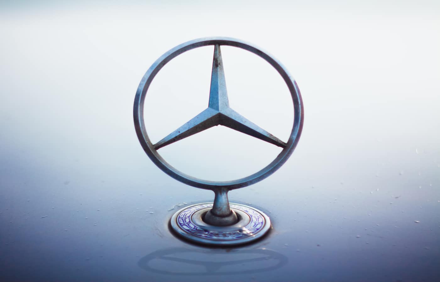 Mercedes отзовет почти миллион автомобилей из-за проблем с тормозами