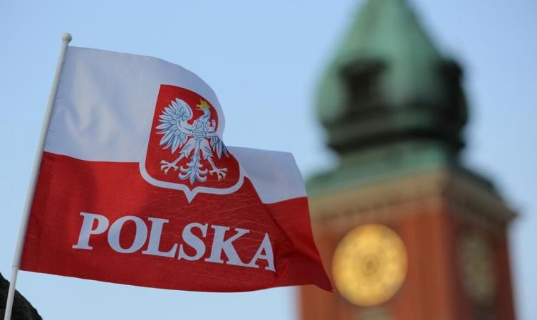 Польша получит кредит в 450 миллионов евро для поддержки беженцев из Украины