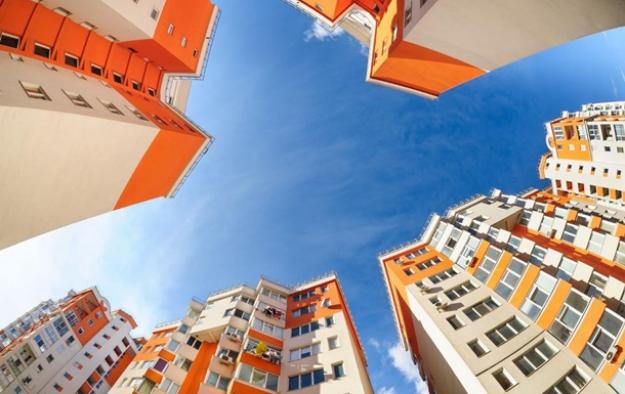 До сентября самые большие киевские девелоперы предложат потенциальным покупателям жилья на первичном рынке скидки в размере от 10% до 25%.