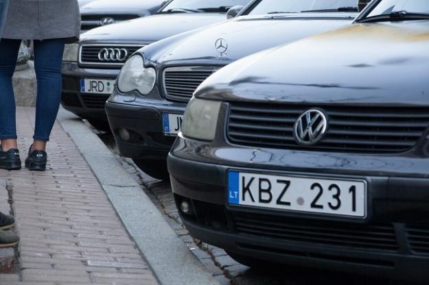 За два тижні після скасування пільг на розмитнення авто в Україну було завезено 5020 машин.