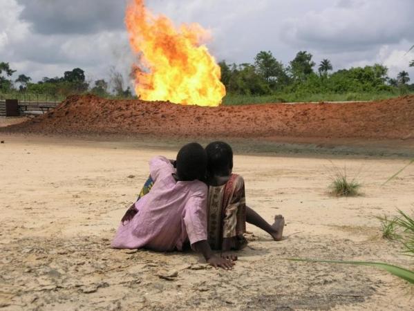 Євросоюз домовляється про додаткову купівлю газу з Нігерії, оскільки готується до можливих скорочень постачань із Росії.