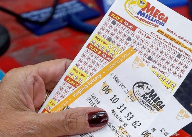 Білет національної лотереї Mega Millions, куплений на заправці в передмісті Чикаго, приніс його власнику виграш у $1,337 млрд.