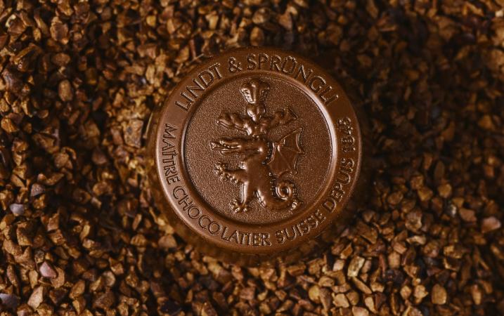 Швейцарская компания-производитель шоколада Lindt & Sprüngli Group решила уйти с российского рынка.