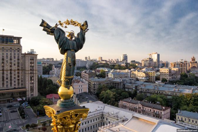 В канун Дня независимости Украины «Минфин» решил узнать у наших читателей, какими они видят нашу страну после победы.