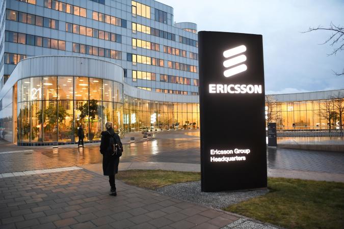 Шведский производитель телеком-оборудования Ericsson закроет до конца года представительство в России и сократит всех сотрудников, включая техподдержку на сетях операторов связи.