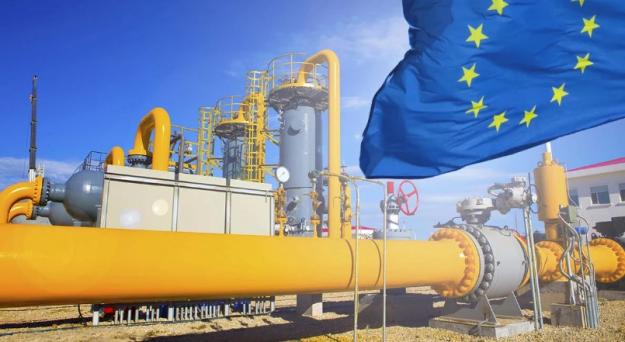 В Европе на фоне стремительного повышения стоимости энергоносителей распространяются призывы к ограничению цены на газ и ее обособлению от цены на электроэнергию.