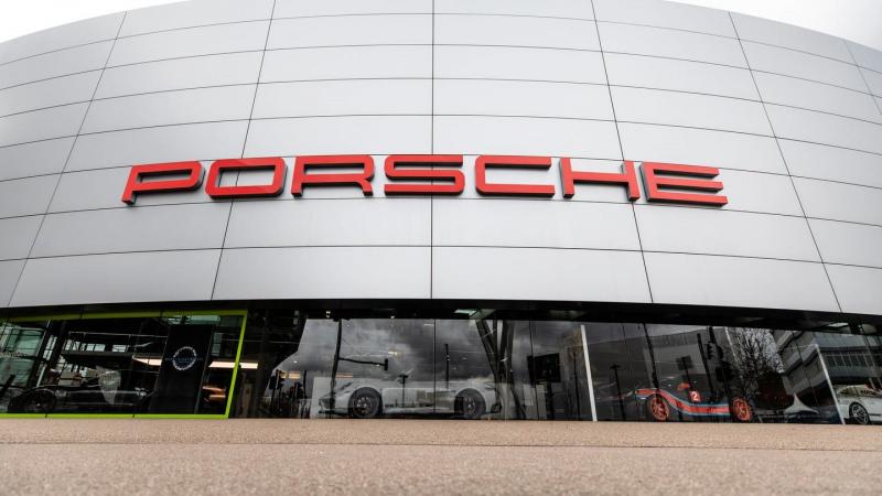 IPO цінних паперів бренду спорткарів Porsche, заплановане Volkswagen, може увійти до переліку найбільших подібних операцій у світовій практиці.