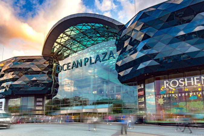 Київський торговельно-розважальний центр Ocean Plaza збирається відновити роботу у жовтні.