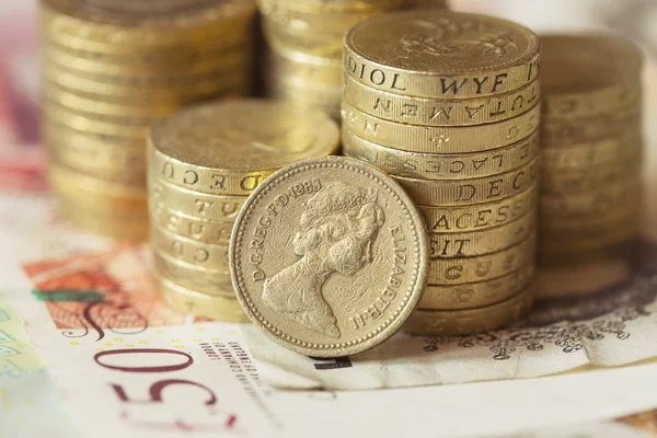 Курс британського фунта на міжнародному ринку Форекс впав нижче за відмітку $1,13.