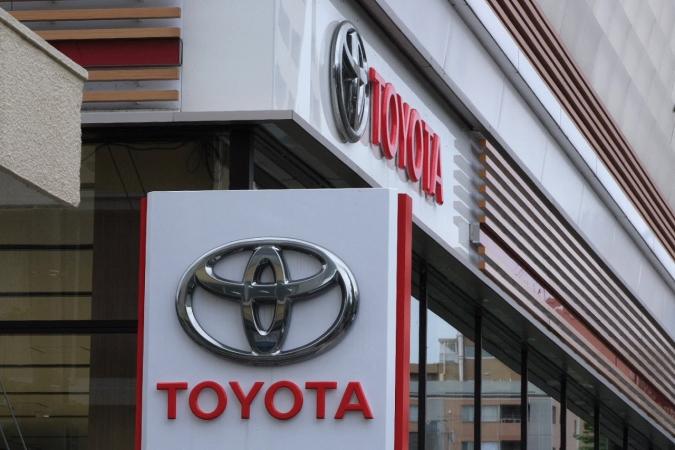 Японський автоконцерн Toyota ухвалив рішення про припинення виробництва на заводі ТОВ «Тойота Мотор» у Санкт-Петербурзі.
