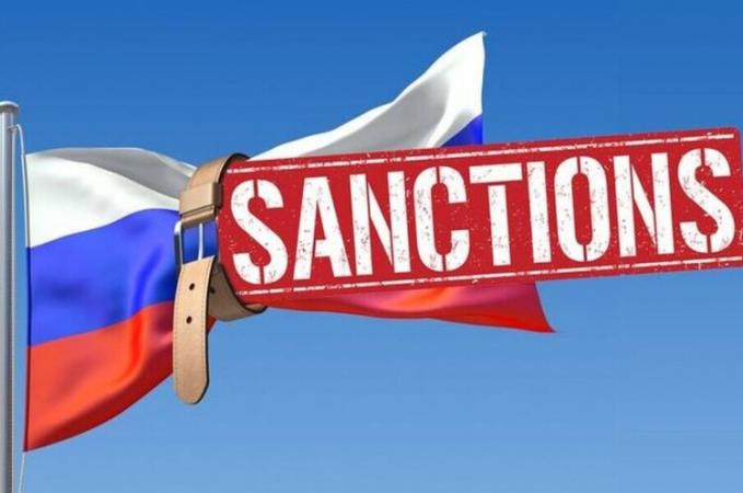 У восьмому пакеті санкцій Європейського Союзу проти Росії, ймовірно, не буде обмеження цін на російську нафту.