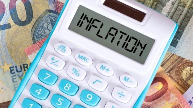 Ожидается, что годовая инфляция в еврозоне в сентябре 2022 года составит 10% против 9,1% в августе 2022 года.