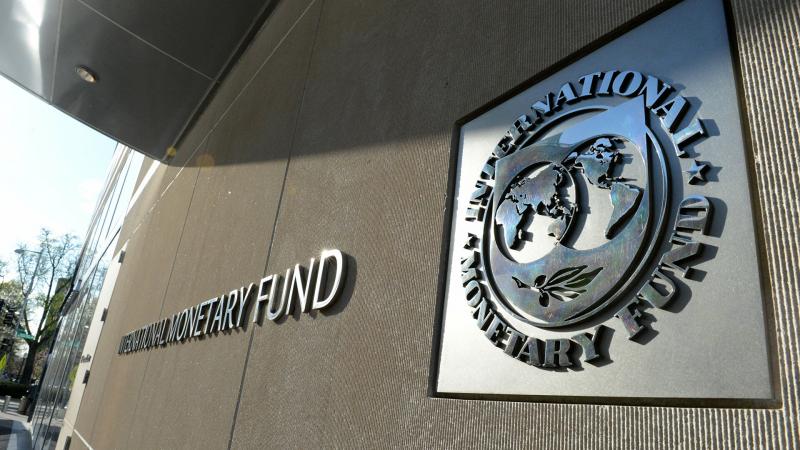 Минулого тижня МВФ виділив Україні $1,3 млрд додаткового екстреного фінансування та готує нову спеціальну програму, яка запрацює наступного року.