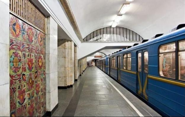 В киевском метрополитене с 1 ноября увеличатся интервалы движения поездов.