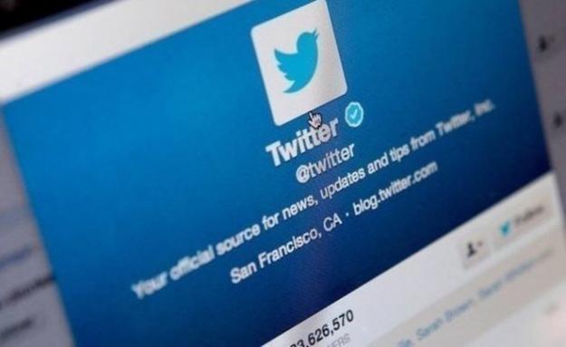 Новий власник Twitter, мільярдер Ілон Маск має намір змусити користувачів соцмережі платити за знак верифікації.