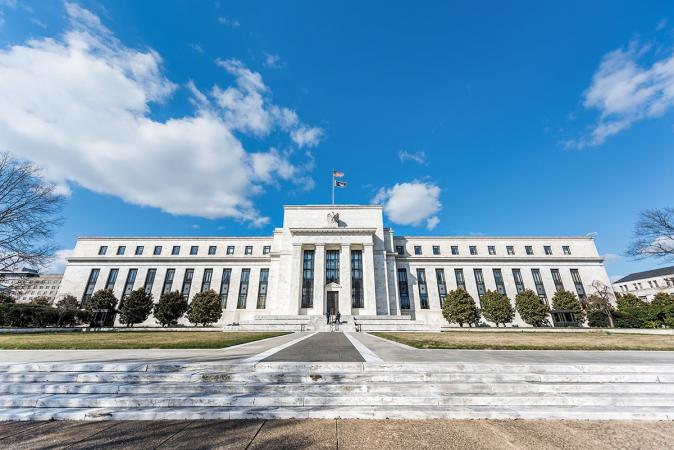 Федеральна резервна система США знизить підвищення процентної ставки із 75 б.