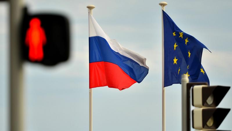 Польша, Латвия, Литва и Эстония подталкивают другие столицы и Европейскую комиссию к соглашению об ограничении цен на нефть и девятому пакету санкций ЕС.