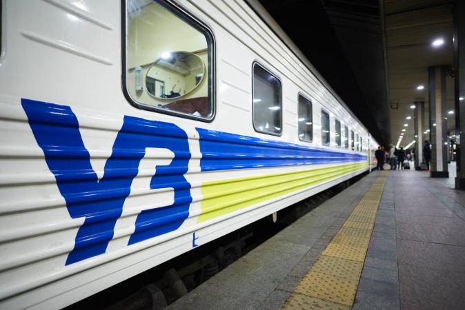 У разі настання нових блекаутів Укрзалізниця не скасовуватиме пасажирські поїзди, як і після блекауту 23 листопада.