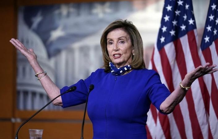 Спикер Палаты представителей США Нэнси Пелоси выразила надежду, что в следующие 48 часов Конгресс США утвердит новый раунд «важной безопасности и экономической помощи для Украины».