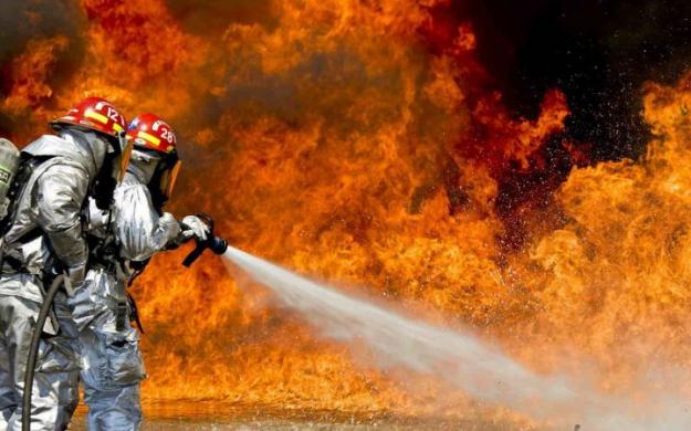 Пожежі та вибухи у квартирах через неправильне поводження з генераторами, акумуляторами та газовими балонами - останнім часом одна з основних тем у медіа.