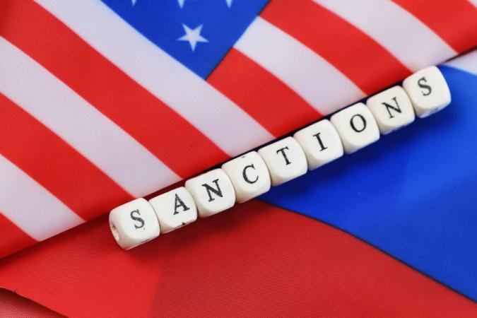 Конгресс США принял поправку в законопроект о финансировании американского правительства, что позволит передавать Украине средства от продажи арестованных активов РФ.