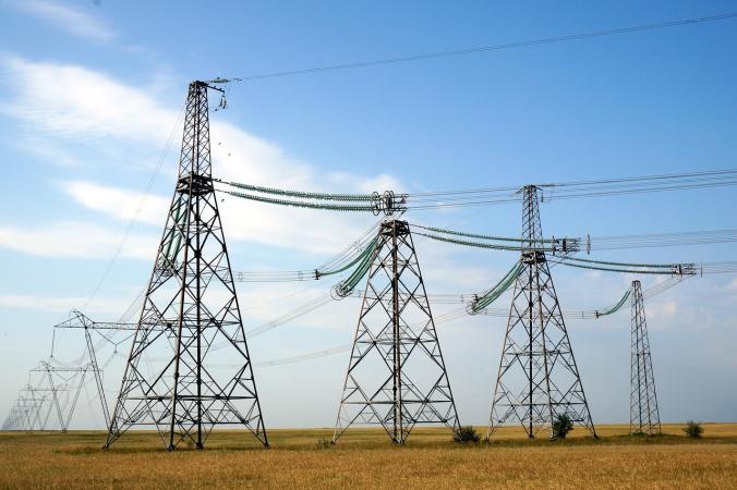 Дефицит мощности в украинской энергосистеме несколько сократился из-за увеличения объемов производства электростанций.