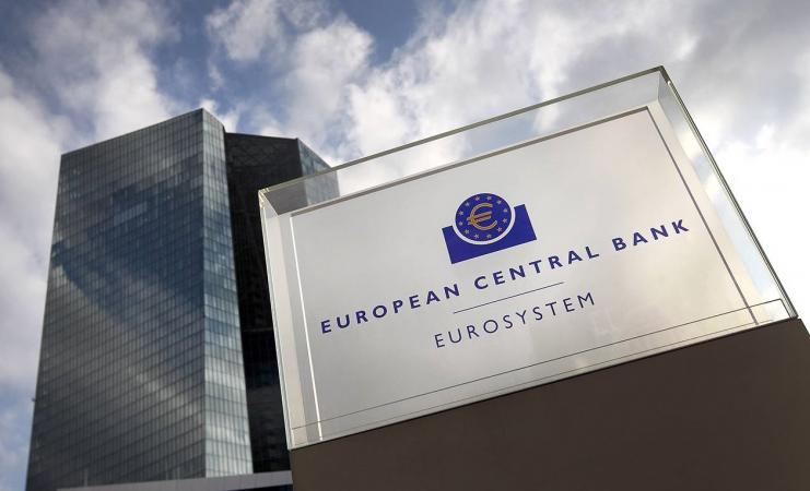 Глава Европейского центрального банка Кристин Лагард заявила, что расходы по займам вновь возрастут.