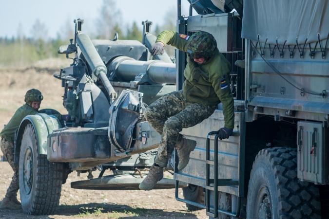 Минулої доби українські захисники ліквідували ще 560 окупантів.